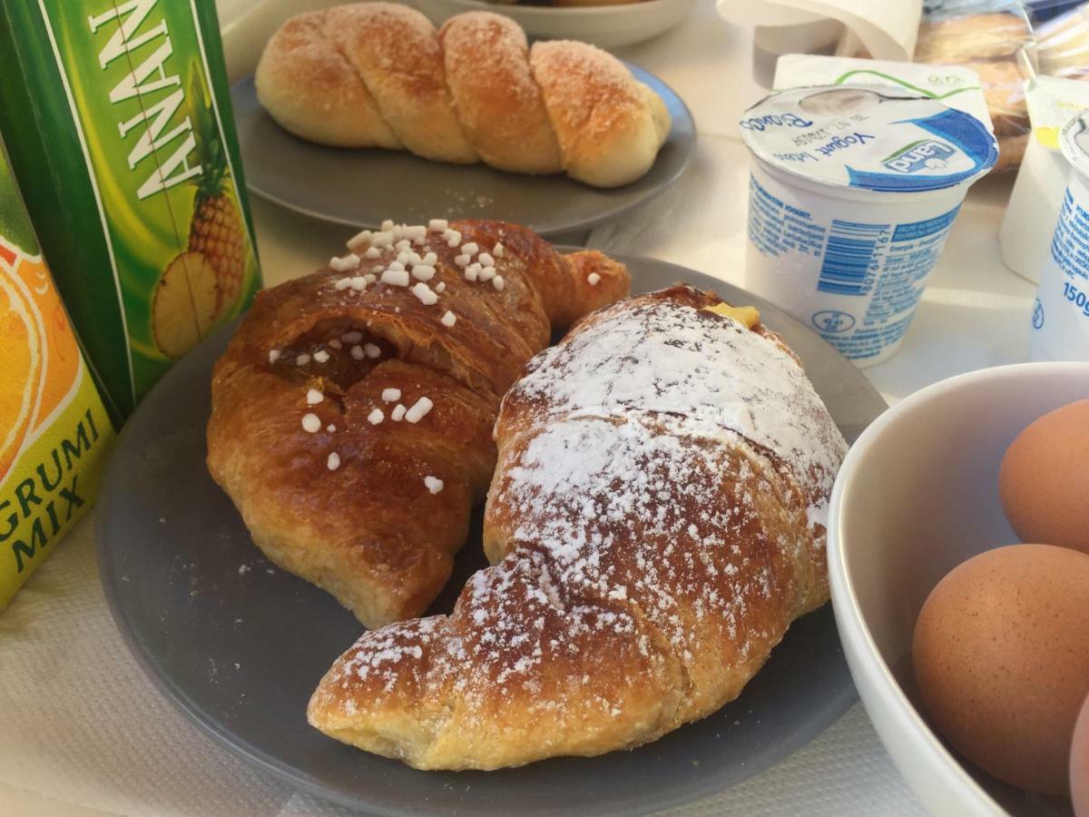 A Casa Di Giuseppe 2 Bed and Breakfast Carini Εξωτερικό φωτογραφία